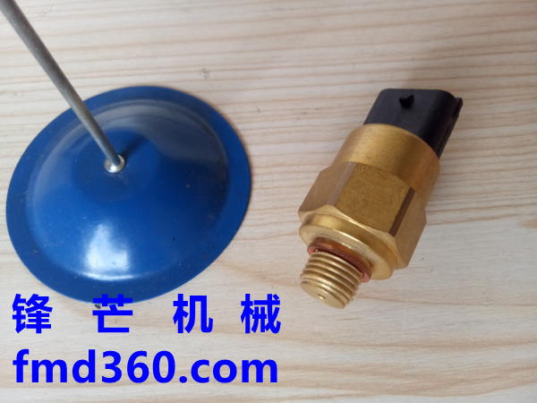 广州挖机配件沃尔沃机油压力传感器21291011、04(图1)